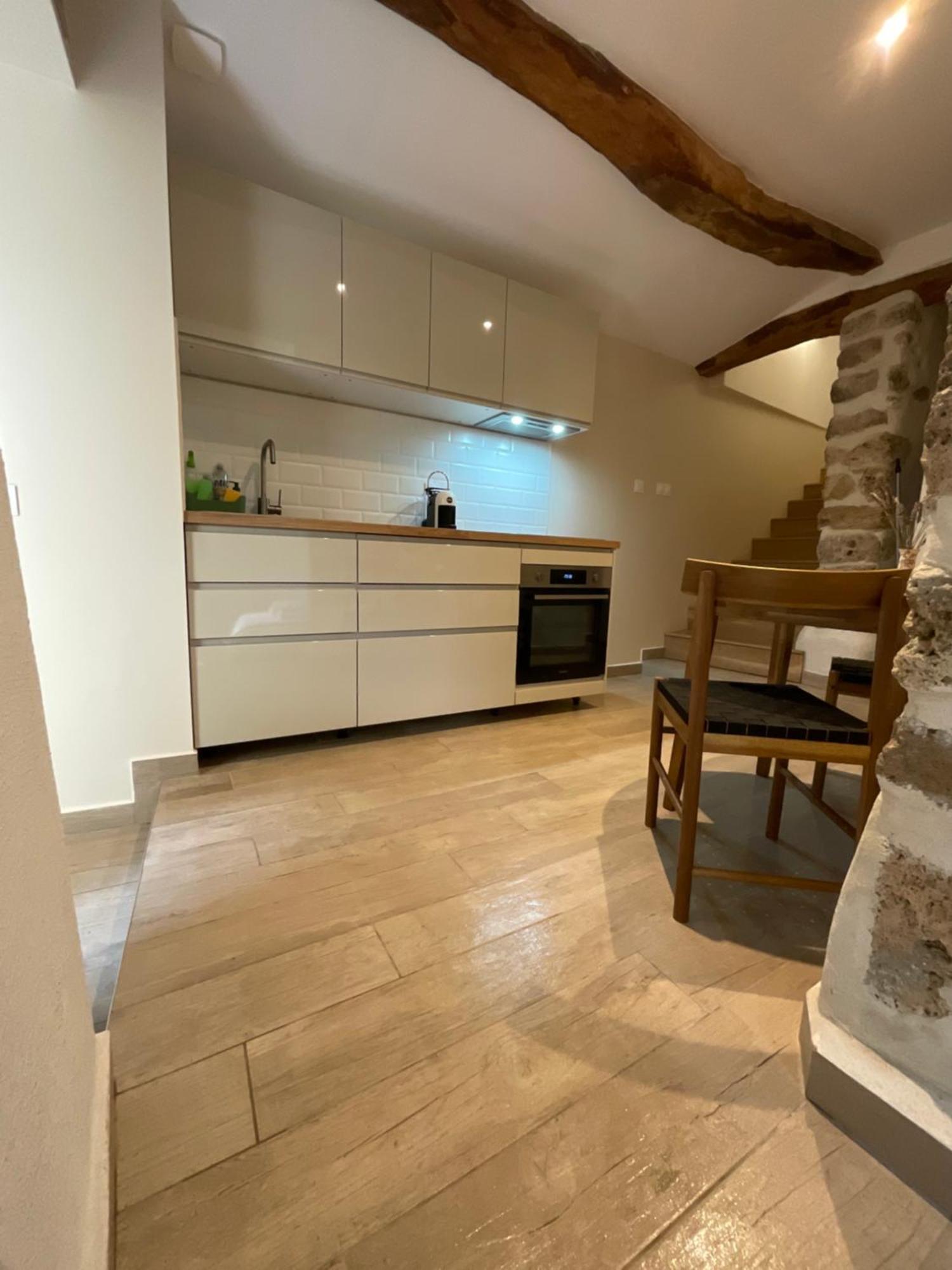 Zofia Appartements - Appartement Avec Cour Privee #1 Moustiers-Sainte-Marie Exterior foto